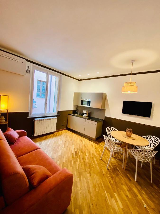 Blom Apartments ปิซา ภายนอก รูปภาพ